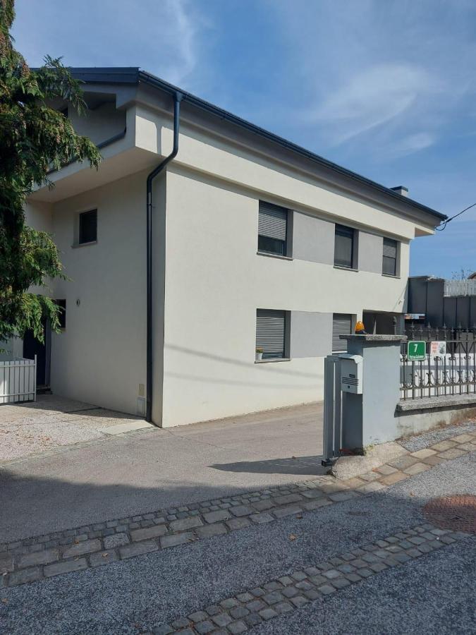 Apartma Golovec *