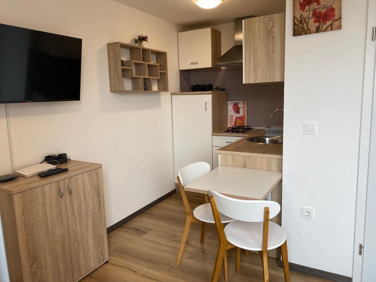 Apartma Golovec