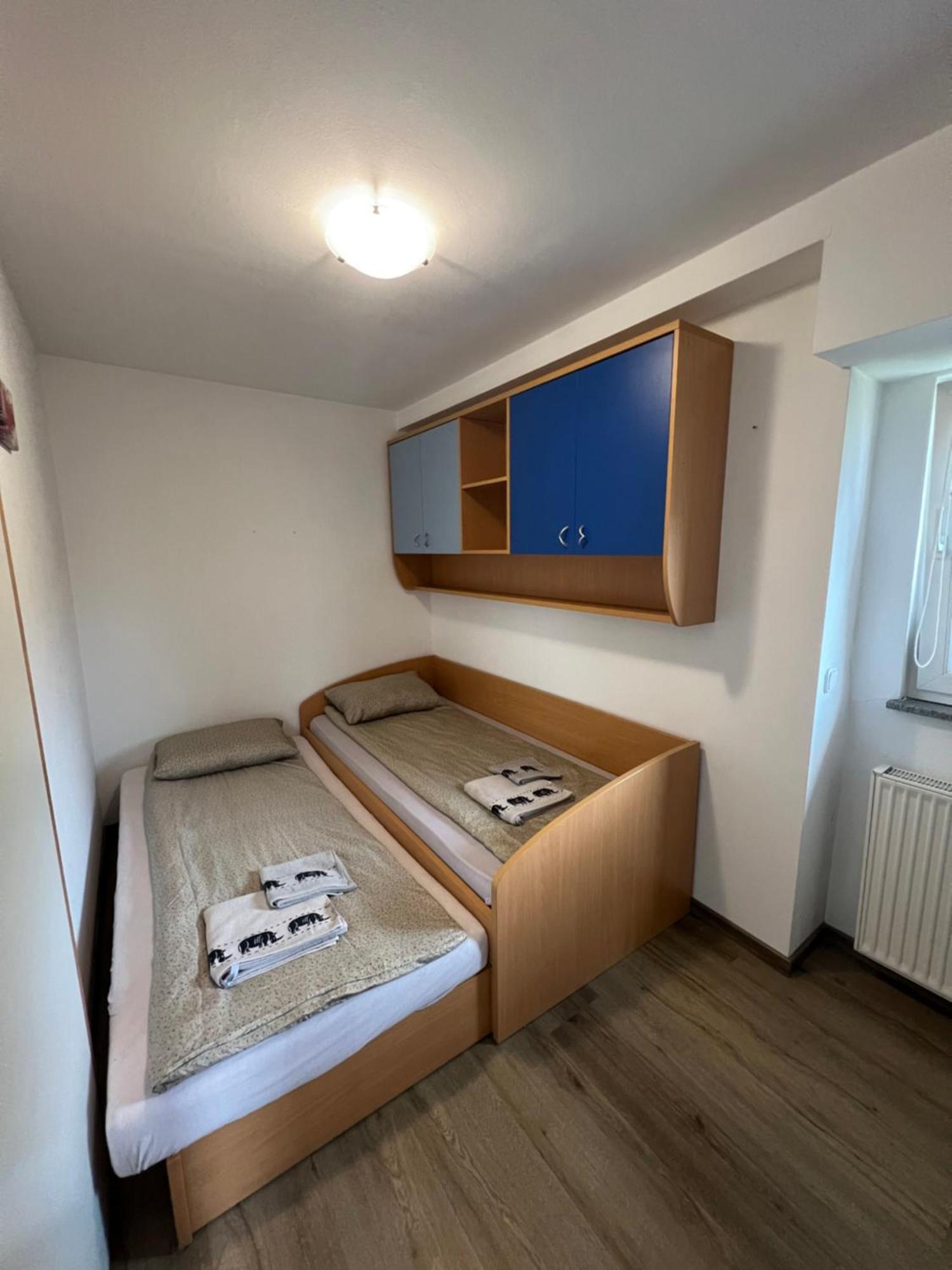 Apartma Golovec Apartment